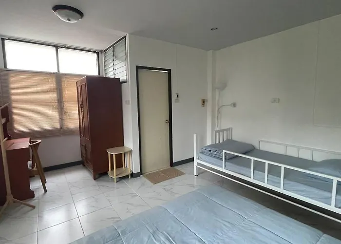 Apartment Manoo House E Bangkok